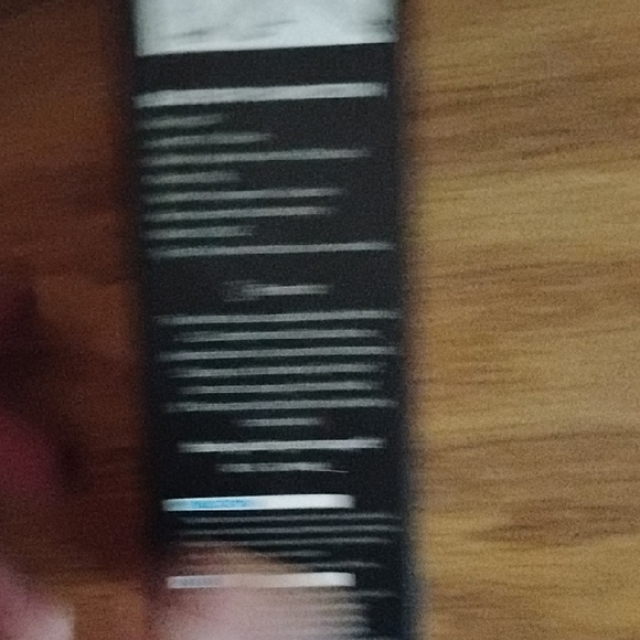 Q07 Bluetooth Integrated Selfie Stick 5/$20 - Picture 4 of 10